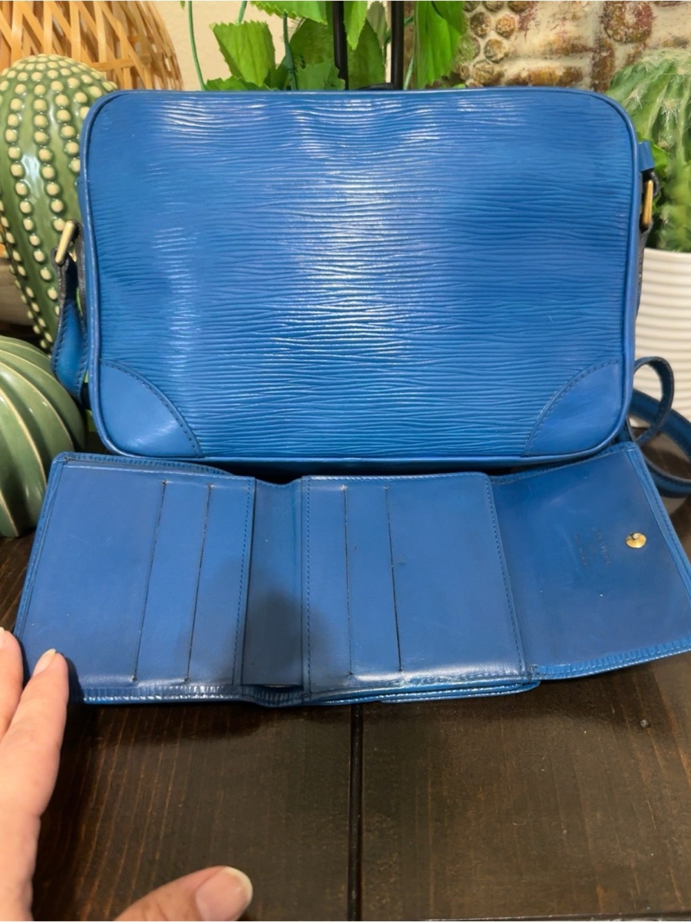 Vintage Louis Vuitton Blue Epi Shoulder Bag + Wallet Set - Picture 2 of 14